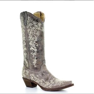 Corral cowgirls boots lightly worn